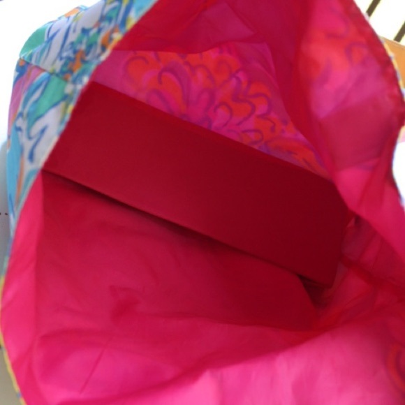 Lilly Pulitzer Estee Lauder tote bag - Picture 3 of 12
